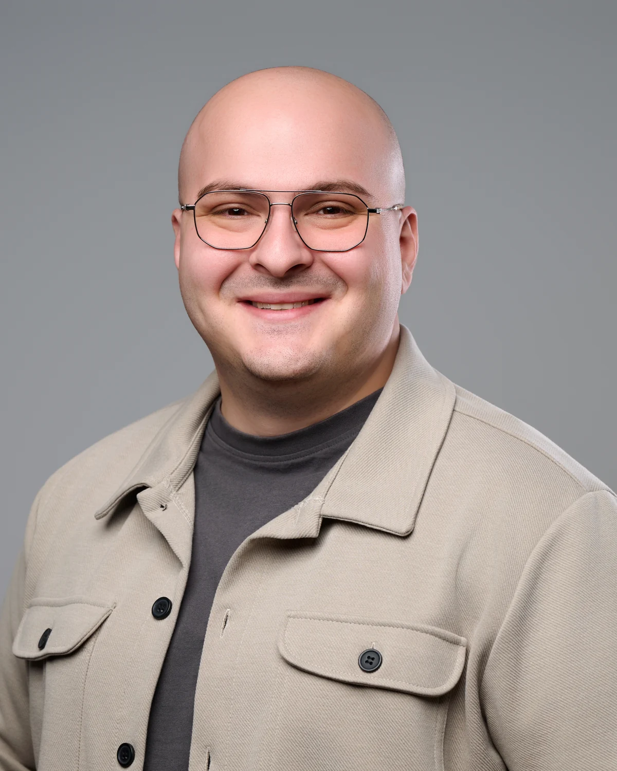 Robert Hergheligiu, Gründer von MAKE IT WORK – Ansprechpartner für Business Intranet